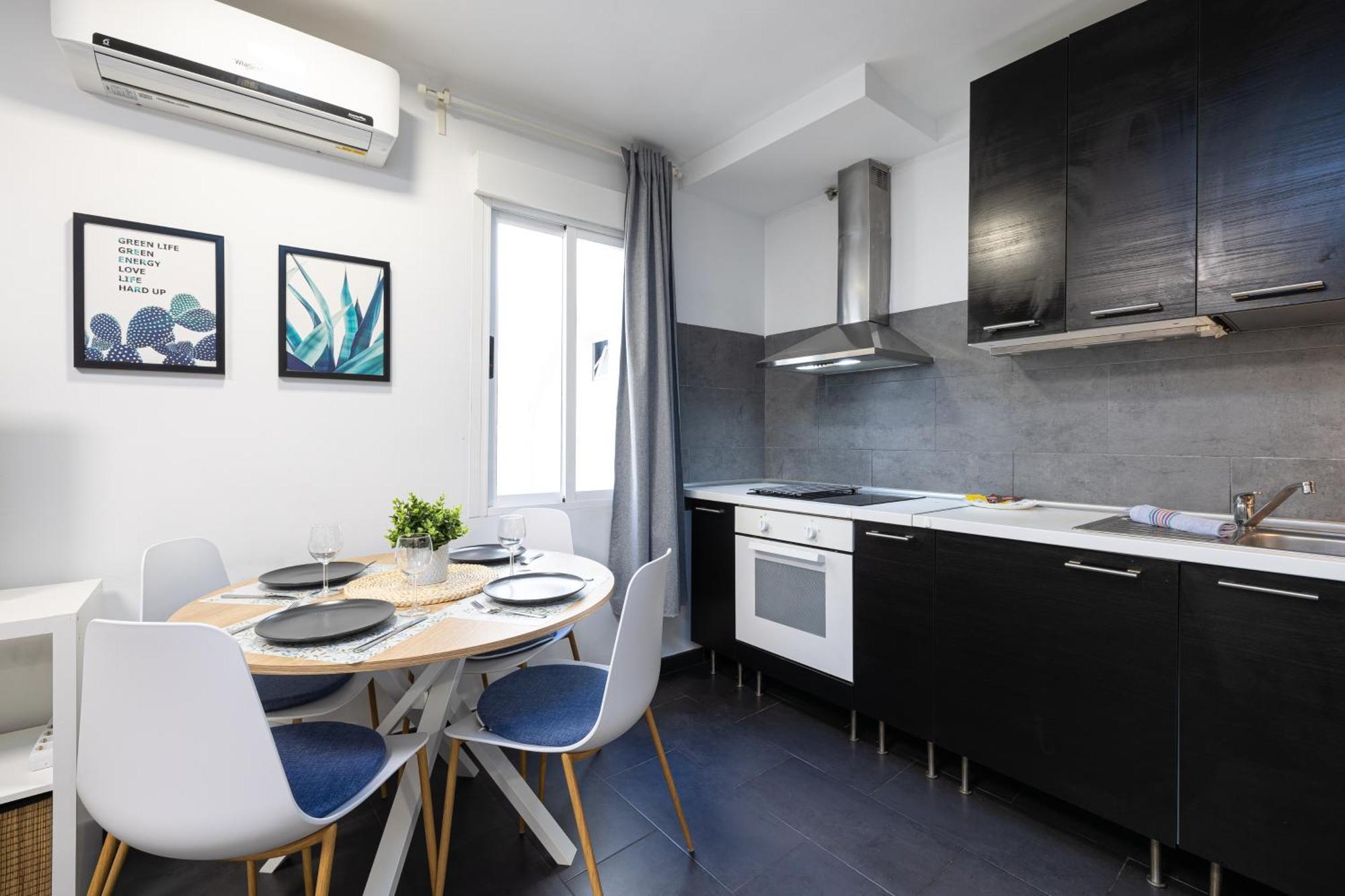 Apartamento H2m Pasaje Dos Santos Smarttv, Oven, Parking Or
